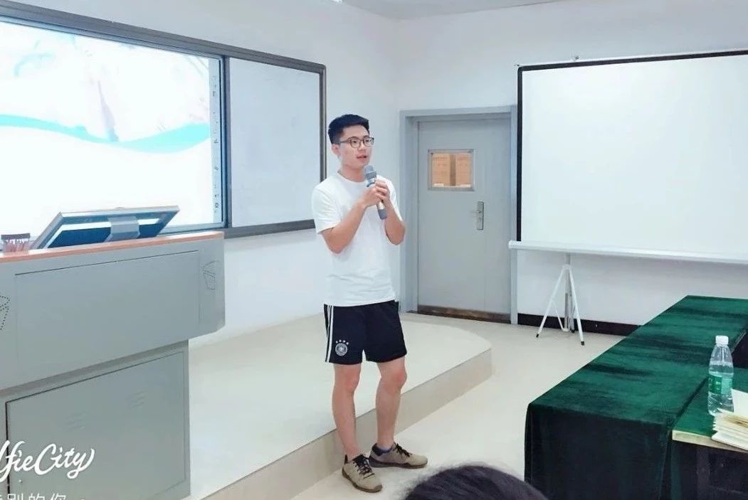 1532914051812095.jpg 1532914051812095.jpg