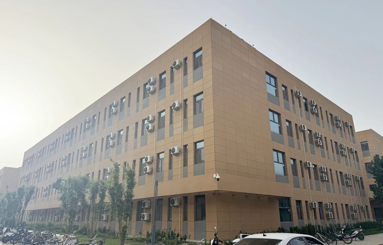 1754445015526525.jpg 1754445015526525.jpg